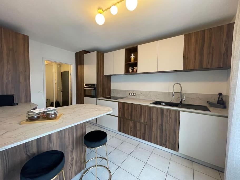 Apartmán Le Mont-Veyrier, Parking Et Vue Annecy Exteriér fotografie