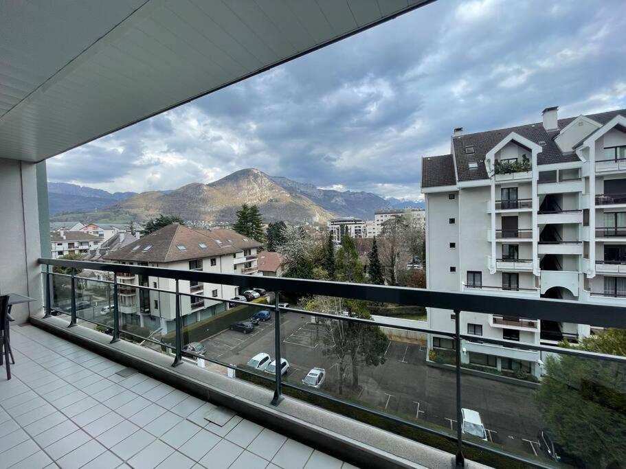 Apartmán Le Mont-Veyrier, Parking Et Vue Annecy Exteriér fotografie