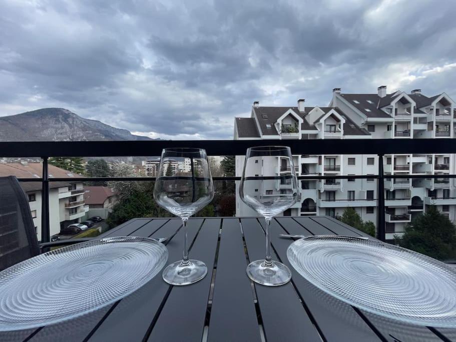 Apartmán Le Mont-Veyrier, Parking Et Vue Annecy Exteriér fotografie