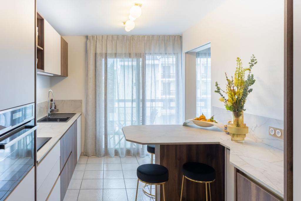 Apartmán Le Mont-Veyrier, Parking Et Vue Annecy Exteriér fotografie